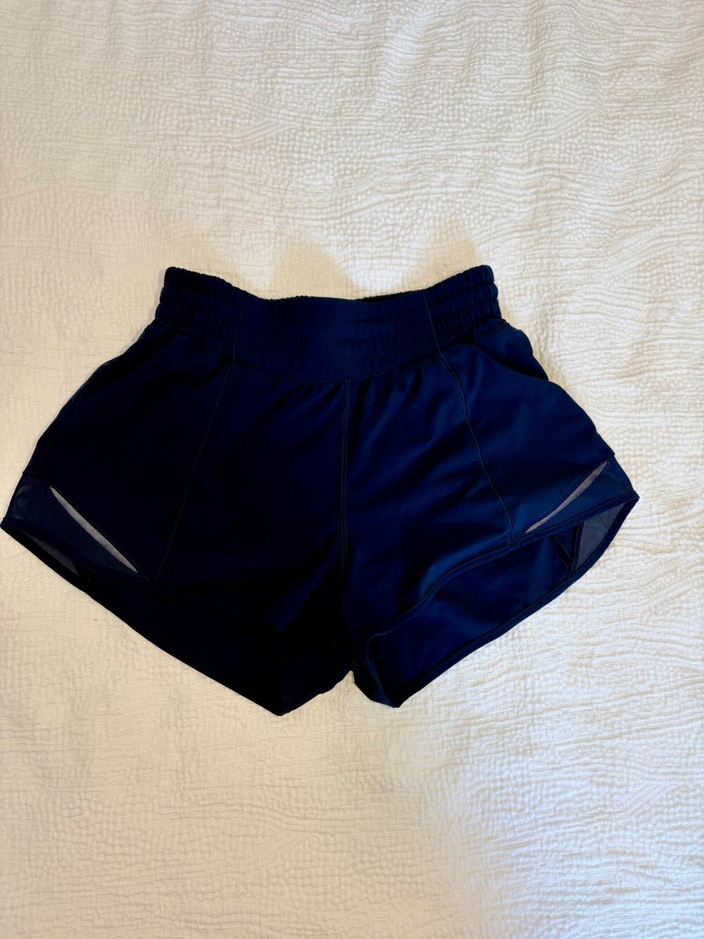 Lululemon Hotty Hot HR Shorts Navy Blue Size 4 EUC